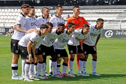 Imagen del partido entre el Burgos CF y el Valladolid.