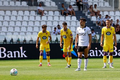 Imagen del partido entre el Burgos CF y el Valladolid.