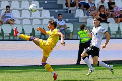 Imagen del partido entre el Burgos CF y el Valladolid.