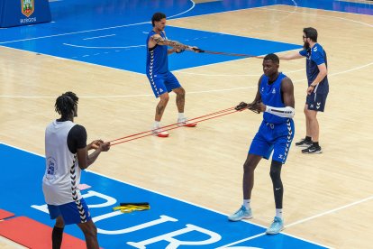 Imagen del primer entrenamiento del San Pablo Burgos.