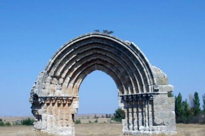 Arco San Miguel Mazarreros, Sasamón
