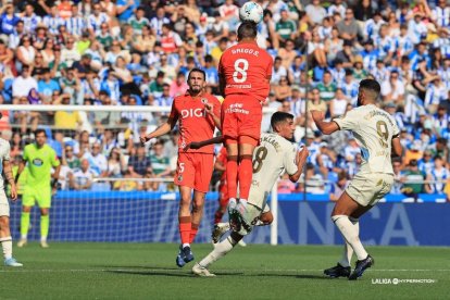 Imagen del partido entre el Deportivo y el Burgos CF.