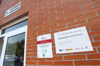 Albergue municipal del Camino de Invierno en la localidad de Puente Domingo Florez (León)