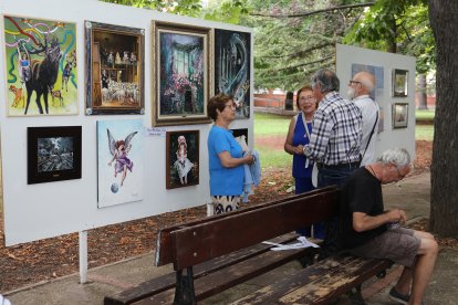 Arte al aire libre en la Huerta Guadián durante las fiestas de San Antolín de Palencia organizado por el grupo Muriel reune a 44 artistas de España y Francia
