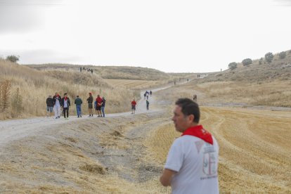 Primero de los encierros de las fiestas en honor a la Virgen del Rosario, con toros de la ganadería Araúz de Robles