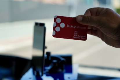 Uso del transporte gratuito para empadronados en Castilla y León con Buscyl