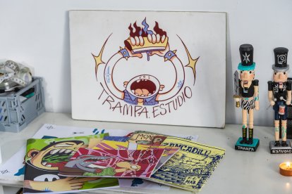 Algunas láminas y fanzines de Álvaro y Gadea.