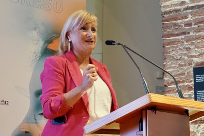 La consejera de Industria, Comercio y Empleo, Leticia García, inaugura la jornada central del IV Congreso de Mujeres Empresarias EDA 2025 ‘Reduciendo la brecha STEM: Mujeres del Futuro’