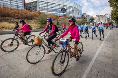 Imagen de la bicicletada organizada por Adacebur.