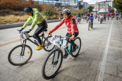 Imagen de la bicicletada organizada por Adacebur.