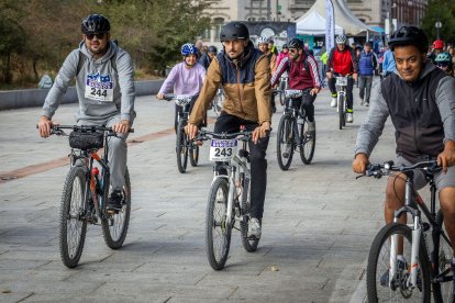 Imagen de la bicicletada organizada por Adacebur.