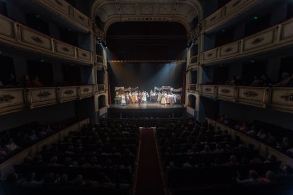 'Gigantes y Cabezudos' la tercera producción de Temporada Lírica Burgalesa