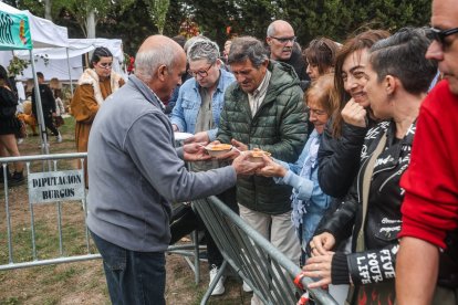 Instante del Día de la Exaltación de la Patatata de Tardajos.