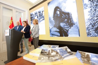 Instante de la presentación del libro.