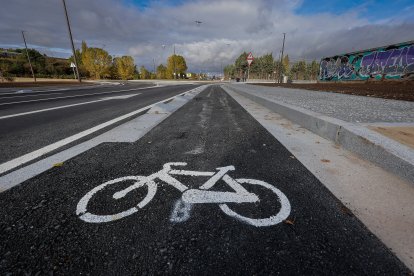Aspecto de la ampliación del bulevar, con un tramo ya en servicio.