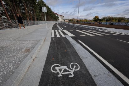 Aspecto de la ampliación del bulevar, con un tramo ya en servicio.