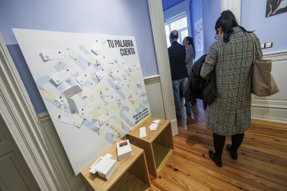 La muestra 'Palabras Panhispánicas' estará hasta enero en el Palacio de la Isla, sede del Instituto Castellano y Leonés de la Lengua y girará por todas las provincias de la comunidad.