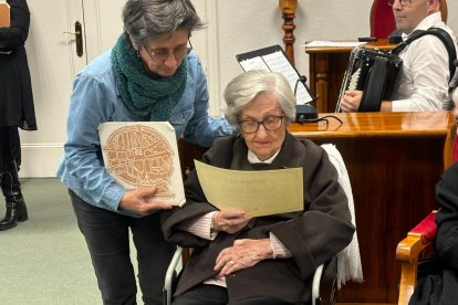 Homenaje a los vecinos de Aranda más longevos