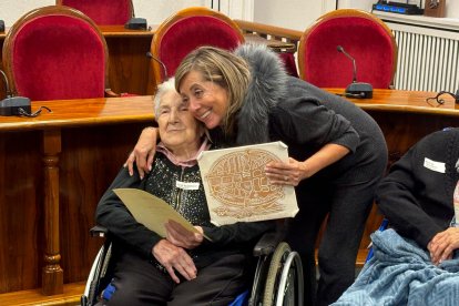 Homenaje a los vecinos de Aranda más longevos