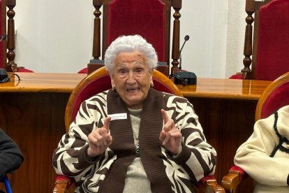 Homenaje a los vecinos de Aranda más longevos