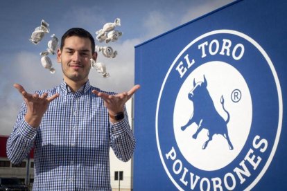 Álvaro Galicia, de POLVORONES EL TORO.