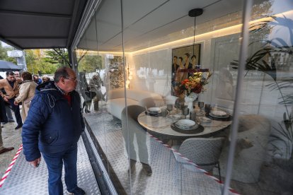 Las dependencias, repartidas en cuatro contenedores, estarán disponibles hasta el próximo domingo 16 de noviembre.