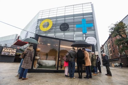 Las dependencias, repartidas en cuatro contenedores, estarán disponibles hasta el próximo domingo 16 de noviembre.