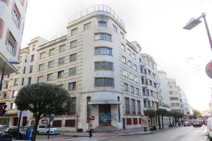 El antiguo hotel Castilla está en la calle Vitoria.