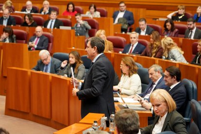 El consejero de Economía y Hacienda, Carlos Fernández Carriedo, en el debate de totalidad del Proyecto de Ley de Presupuestos Generales de la Comunidad de Castilla y León para 2026.