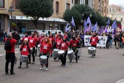 Manifestación en León contra la gestión de los incendios forestales del verano.