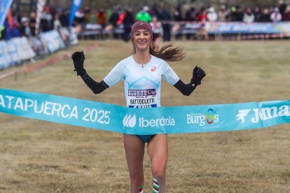 Nadia Battocletti entre en meta.