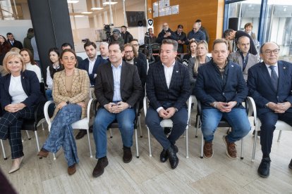 El presidente de la Junta de Castilla y León, Alfonso Fernández Mañueco, visita la empresa Moralejo Selección.