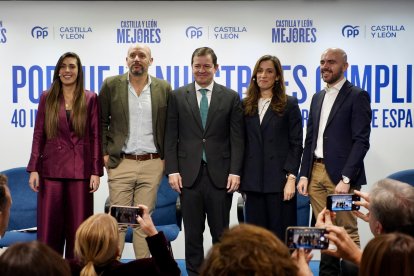 El presidente del Partido Popular de Castilla y León, Alfonso Fernández Mañueco, clausura el foro de presentación de los indicadores del proyecto ‘Castilla y León entre las 3 mejores comunidades de España’.