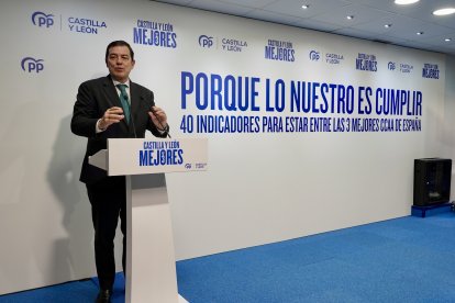 El presidente del Partido Popular de Castilla y León, Alfonso Fernández Mañueco, clausura el foro de presentación de los indicadores del proyecto ‘Castilla y León entre las 3 mejores comunidades de España’.