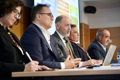 El presidente de Acor, Jesús Posadas, el vicepresidente, Eliseo Veganzones, el secretario, Ramón Bocos y el director general, José Luis Domínguez
