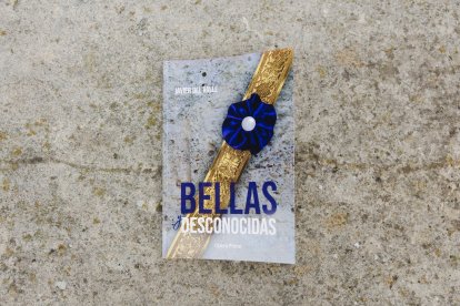 Javier presenta su libro “Bellas y Desconocidas”
