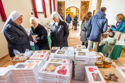 Los asistentes encontrarán dulces de una veintena de monasterios de España.