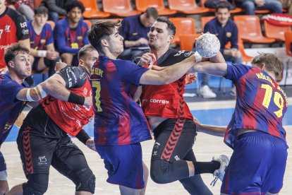 Imagen del partido entre el UBU San Pablo Burgos 2031 y el filial del Barça.