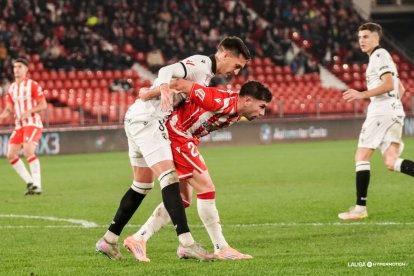 Imagen del partido entre el Almería y el Burgos CF.