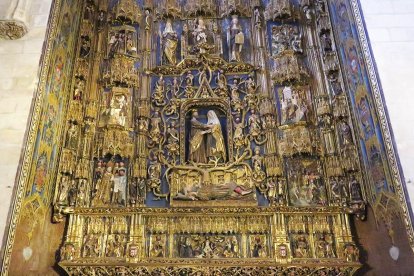 Retablo mayor de la capilla de la Concepción, de Gil de Siloe (escultura) y Diego de la Cruz (policromía).