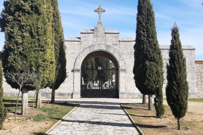 Cementerio Gumiel de Mercado