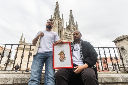 Santiago y Félix son los creadores de Cojonuda Studio.