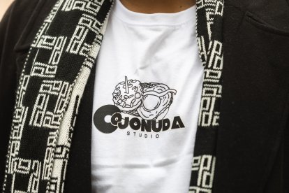 Santiago y Félix son los creadores de Cojonuda Studio.