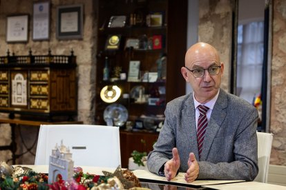 El rector de la UBU, José Miguel García.