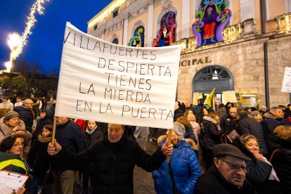 Manifestación contra la planta de biometano en Villangómez.