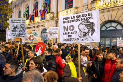 Manifestación contra la planta de biometano en Villangómez.