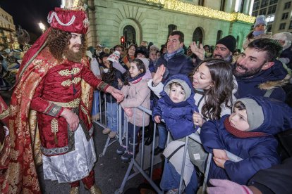 Cabalgata de los Reyes Magos en Burgos 2026.