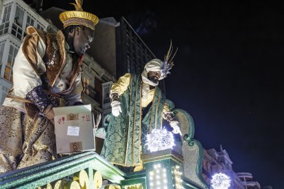 Cabalgata de los Reyes Magos en Burgos 2026.