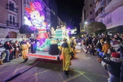 Cabalgata de los Reyes Magos en Burgos 2026.