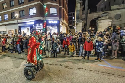 Cabalgata de los Reyes Magos en Burgos 2026.